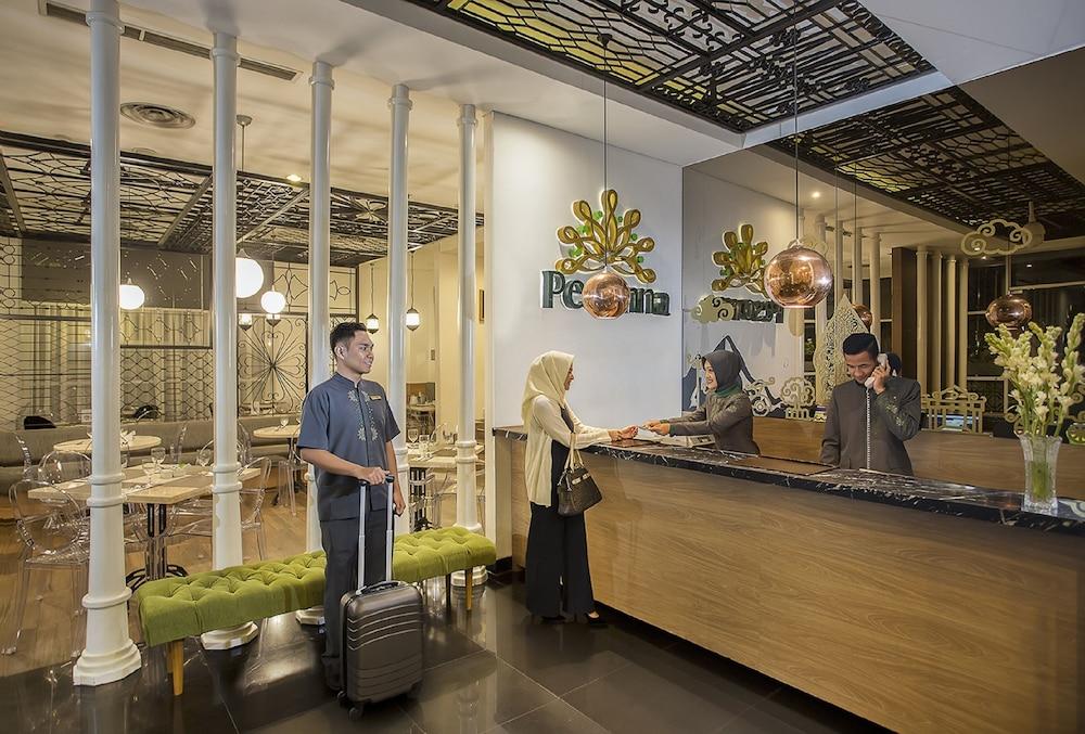Khas Tugu Hotel Jogjakarta Buitenkant foto