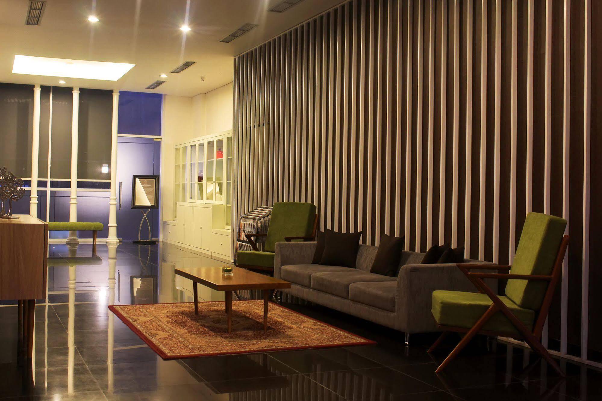 Khas Tugu Hotel Jogjakarta Buitenkant foto