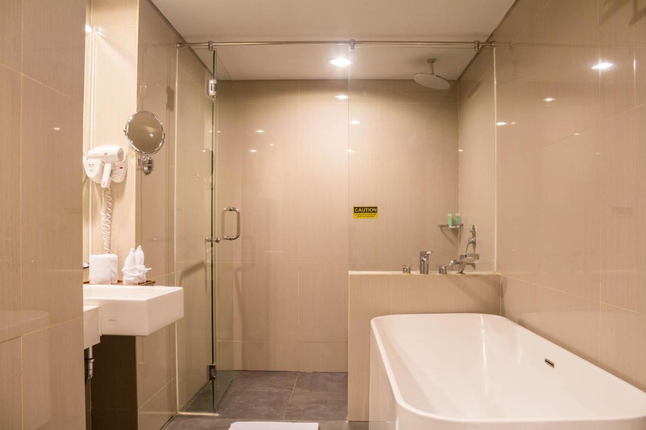 Khas Tugu Hotel Jogjakarta Buitenkant foto